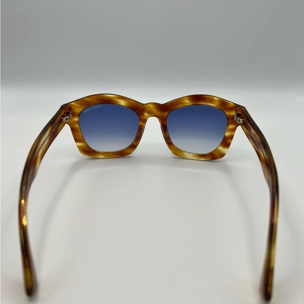TOM FORD Pia style tortoise shell sungalsses - Picture 2 of 5
